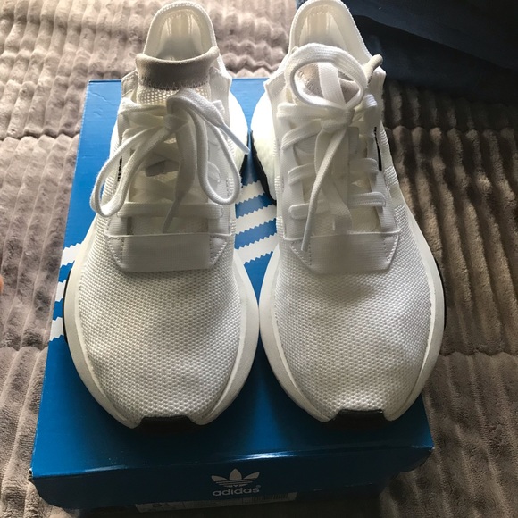 Adidas tenis - Picture 2 of 4